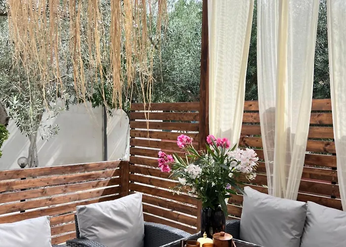 ραστώνη Tolón